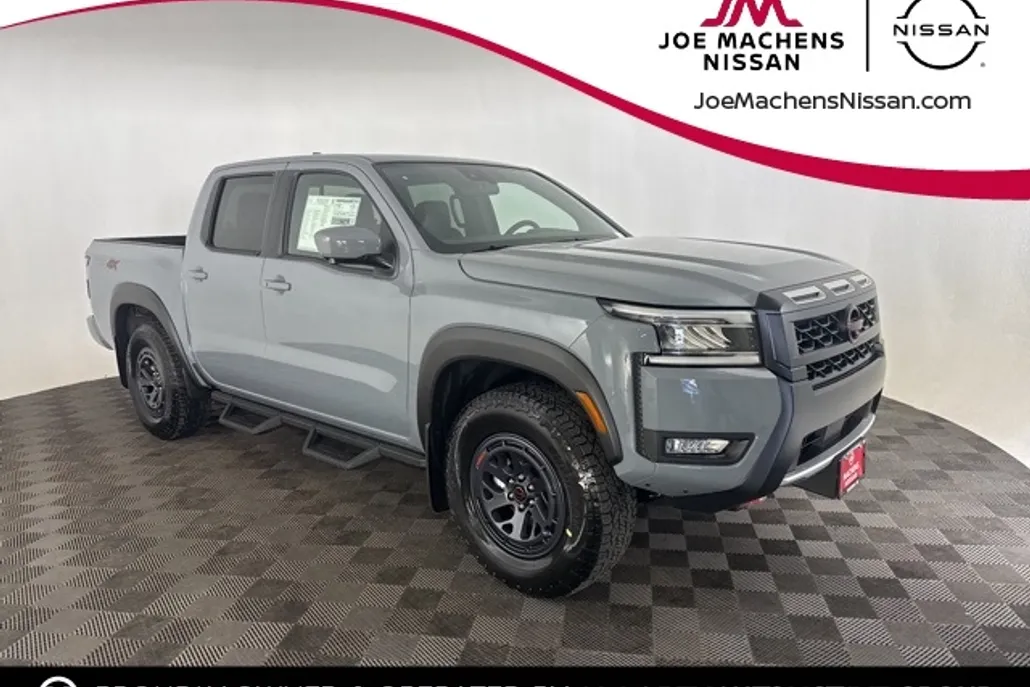 2025 Nissan Frontier PRO-4X photo 1