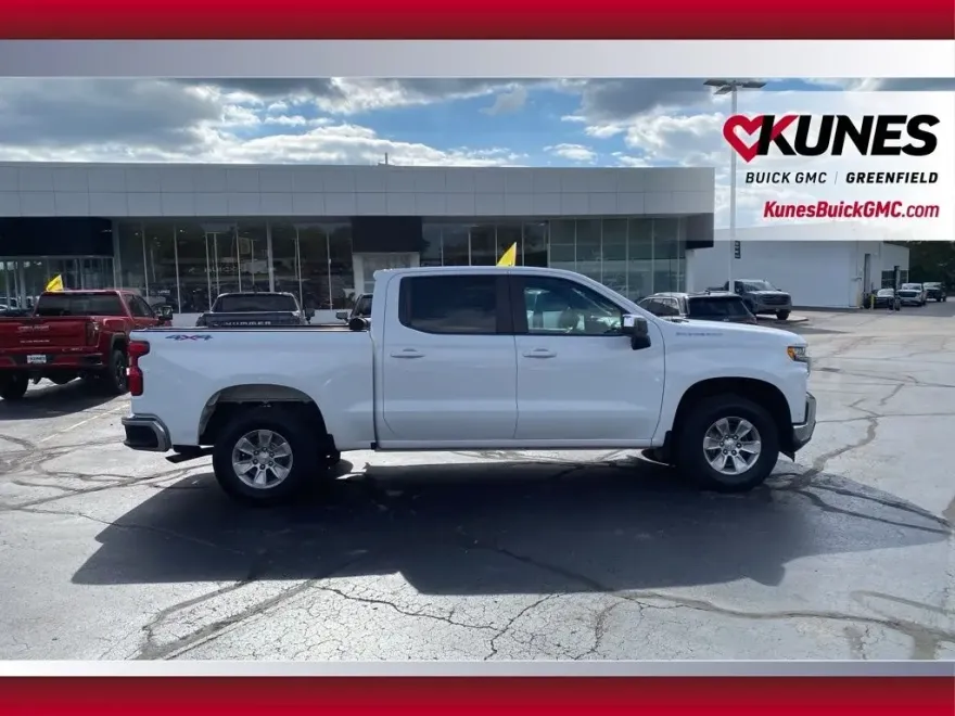 2020 Chevrolet Silverado 1500 LT photo 1