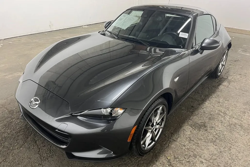 2022 Mazda MX-5 Miata RF Miata Grand Touring photo 1