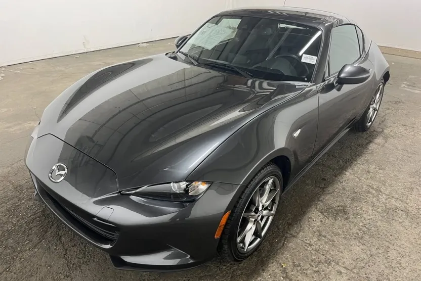 2022 Mazda MX-5 Miata RF Miata Grand Touring photo 1
