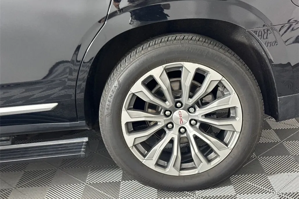 2021 Gmc Yukon Denali photo 1