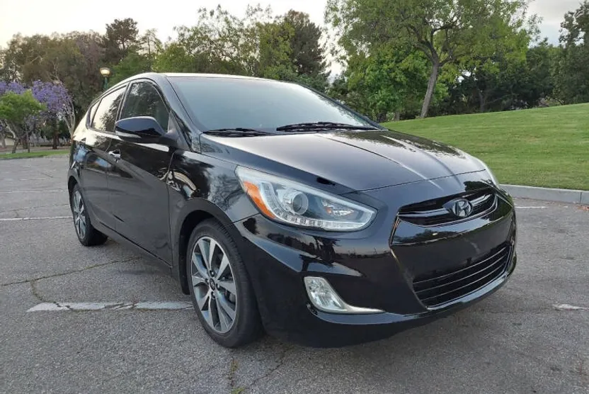 2015 Hyundai Accent Sport photo 1