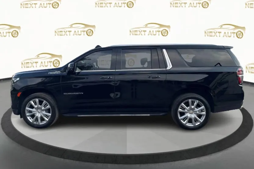 2022 Chevrolet Suburban High Country photo 1