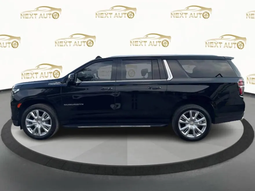 2022 Chevrolet Suburban High Country photo 1