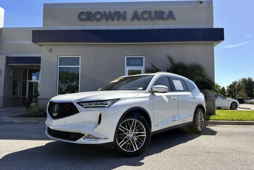2023 Acura MDX SH-AWD Advance photo 1