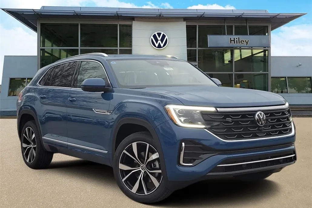 2025 Volkswagen Atlas Cross Sport SEL Premium R-Line photo 1