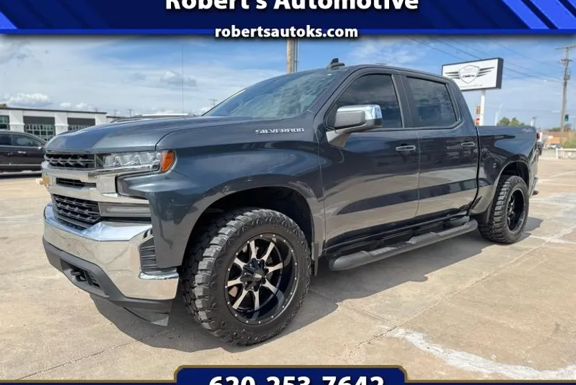 2020 Chevrolet Silverado 1500 LT photo 1