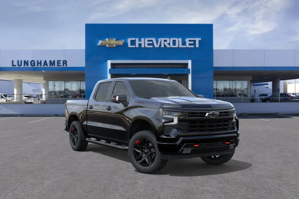 2026 Chevrolet Silverado 1500 RST photo 1
