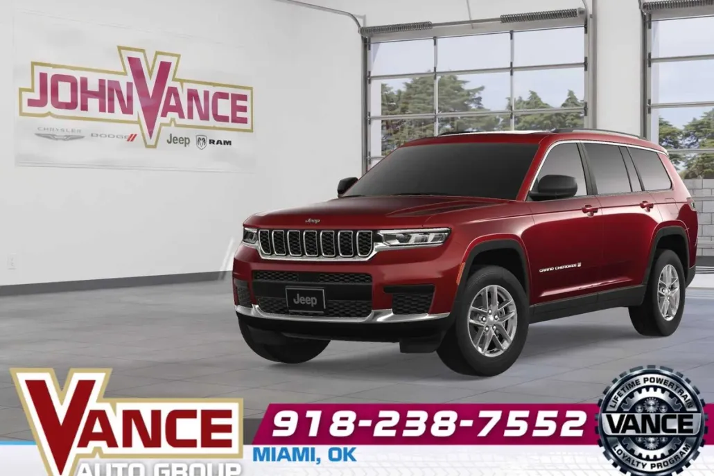2025 Jeep Grand Cherokee Laredo photo 1