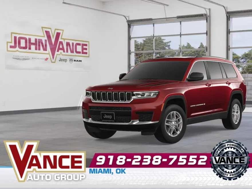 2025 Jeep Grand Cherokee Laredo photo 1