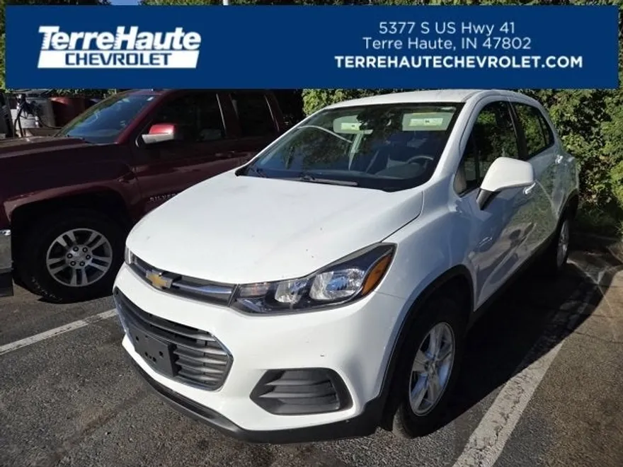 2017 Chevrolet Trax LS photo 1