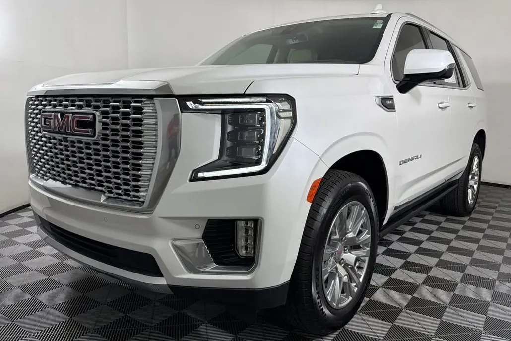 2022 Gmc Yukon Denali photo 1