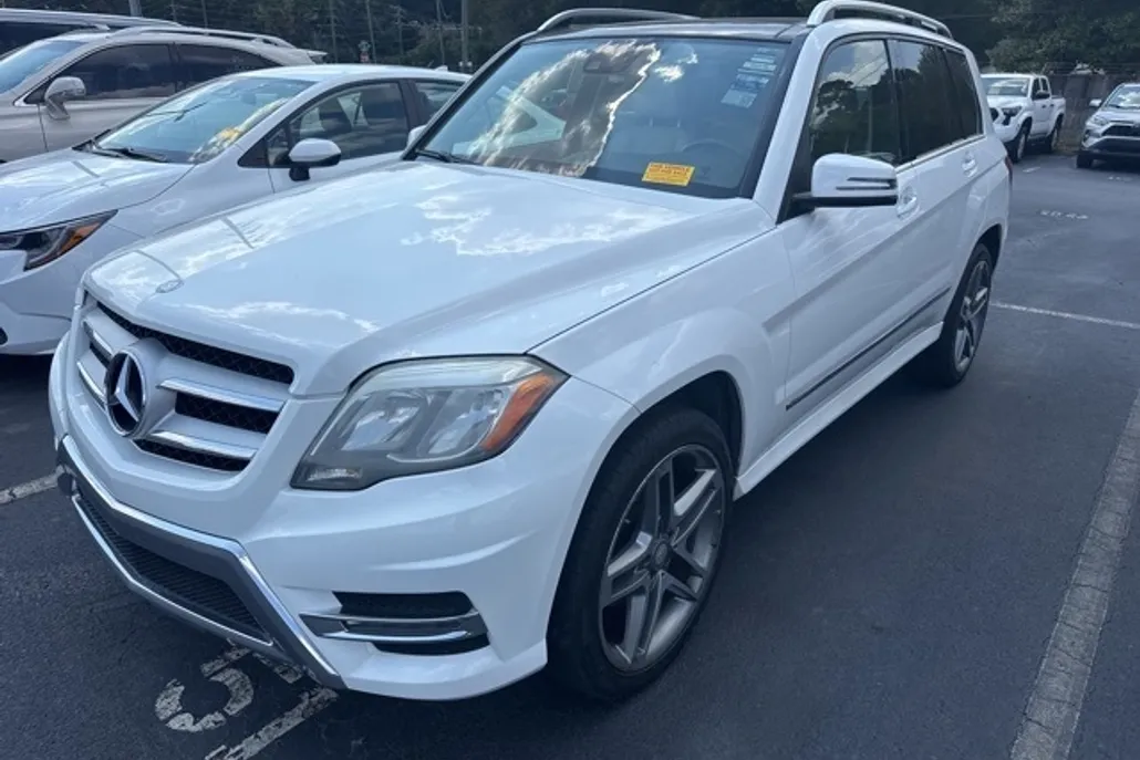 2015 Mercedes Benz GLK 350 photo 1