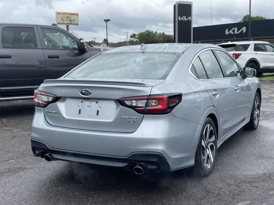 2021 Subaru Legacy Limited XT photo 1