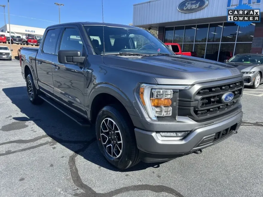 2022 Ford F-150 XLT photo 1