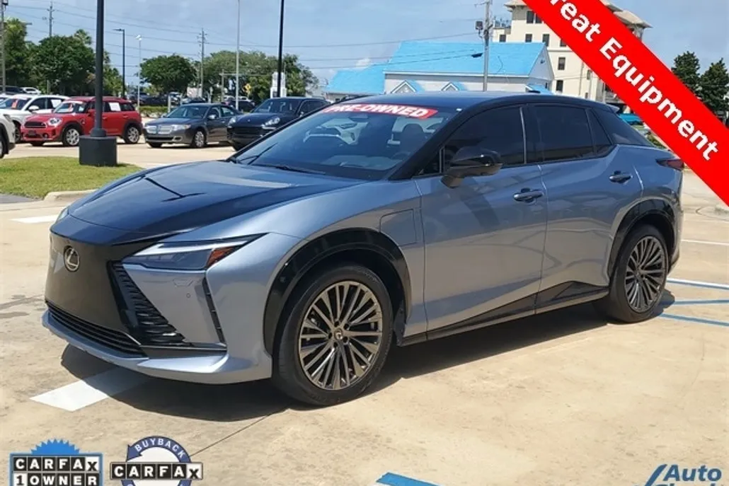 2023 Lexus RZ 450e Luxury photo 1