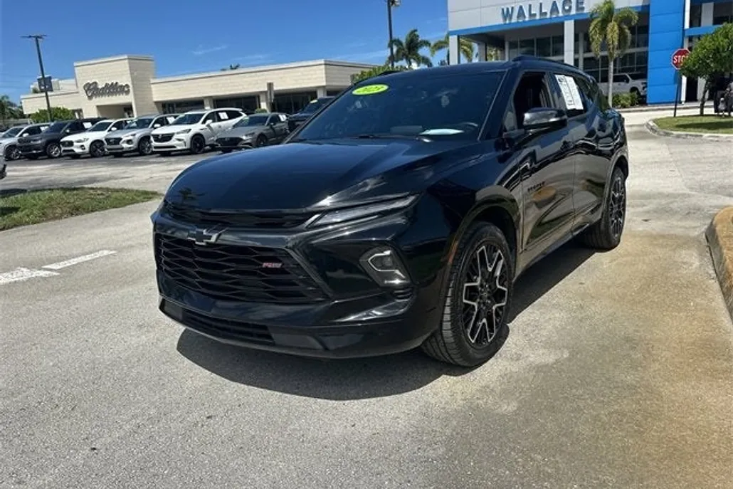 2023 Chevrolet Blazer RS photo 1