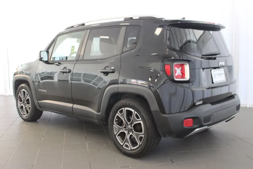 2017 Jeep Renegade Limited photo 1