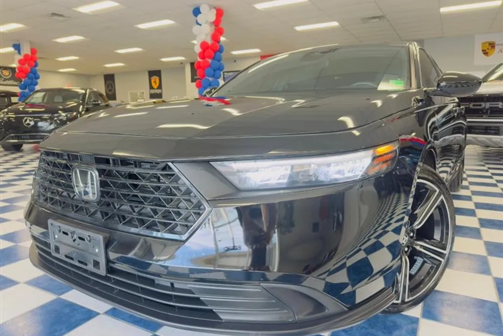 2023 Honda Accord Sport photo 1