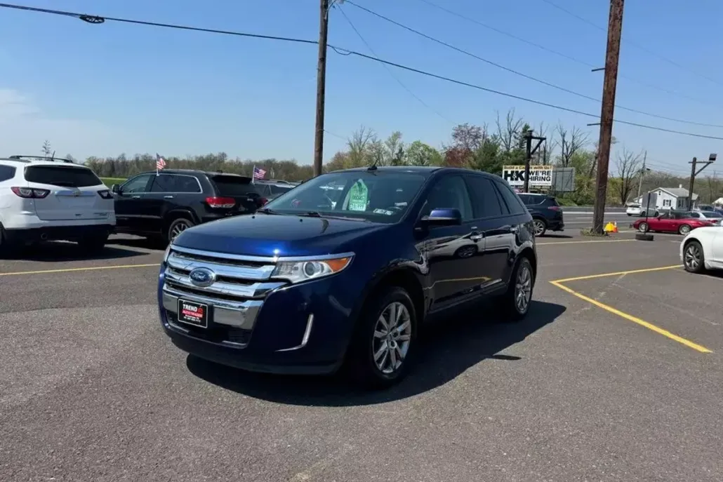 2011 Ford Edge SEL Sport photo 1