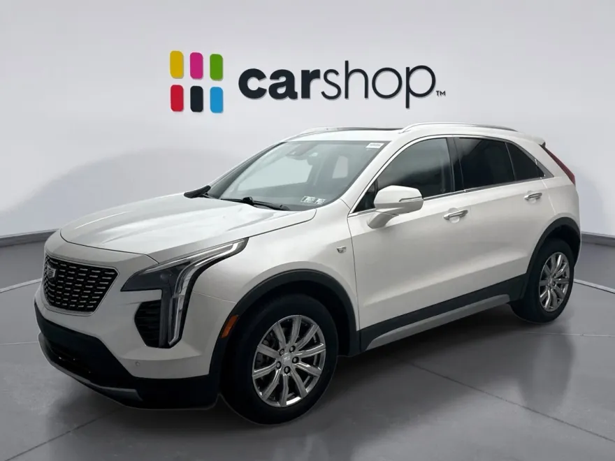 2022 Cadillac XT4 Premium Luxury photo 1