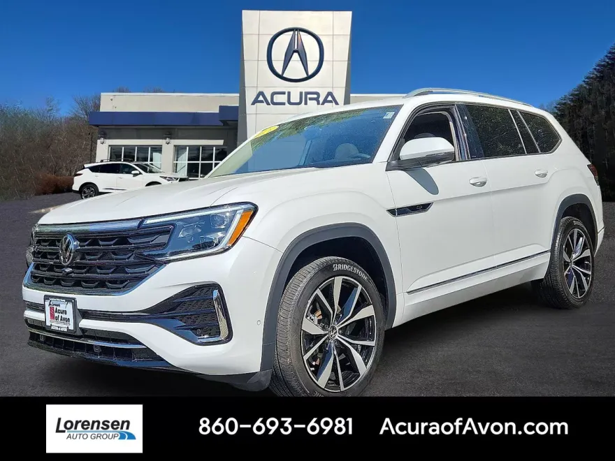 2024 Volkswagen Atlas SEL Premium R-Line photo 1