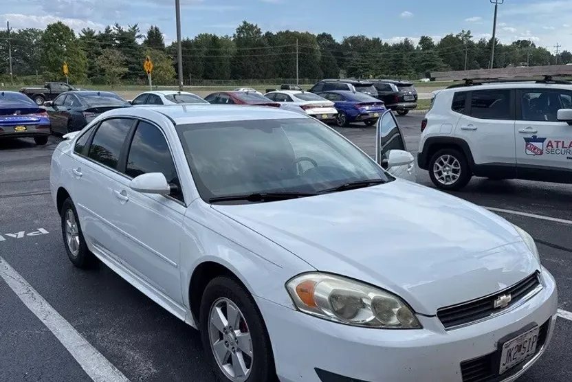2011 Chevrolet Impala photo 1