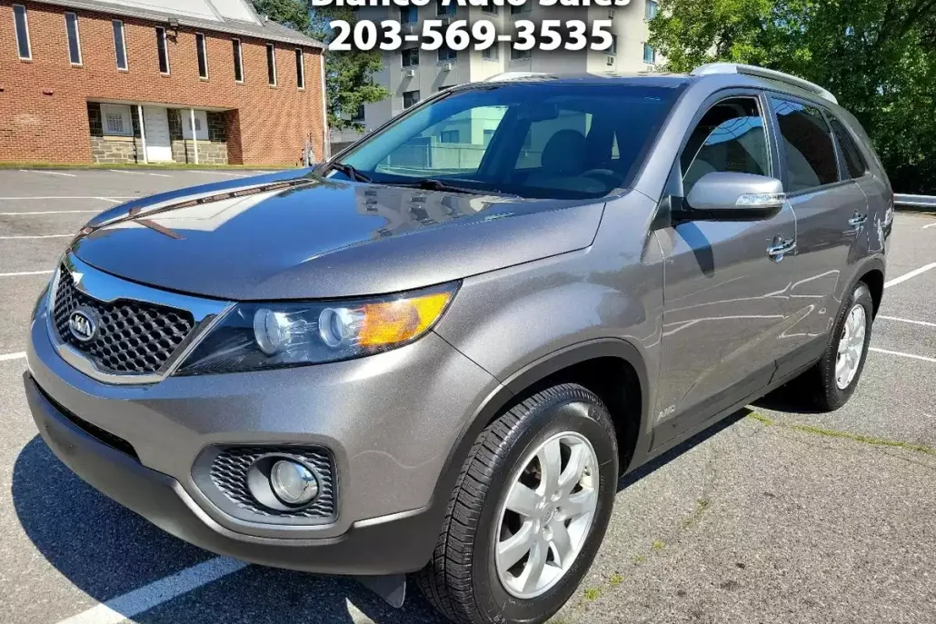 2013 Kia Sorento LX photo 1