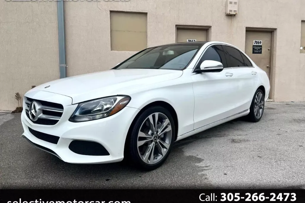 2018 Mercedes Benz C 300 Sedan photo 1