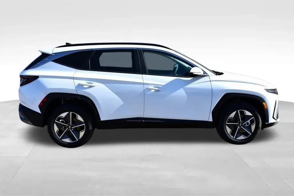 2025 Hyundai Tucson Hybrid SEL Convenience photo 1