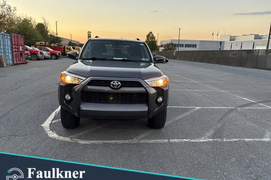 2019 Toyota 4Runner SR5 Premium 4WD photo 1