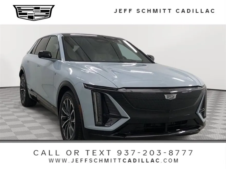 2024 Cadillac Lyriq Sport photo 1