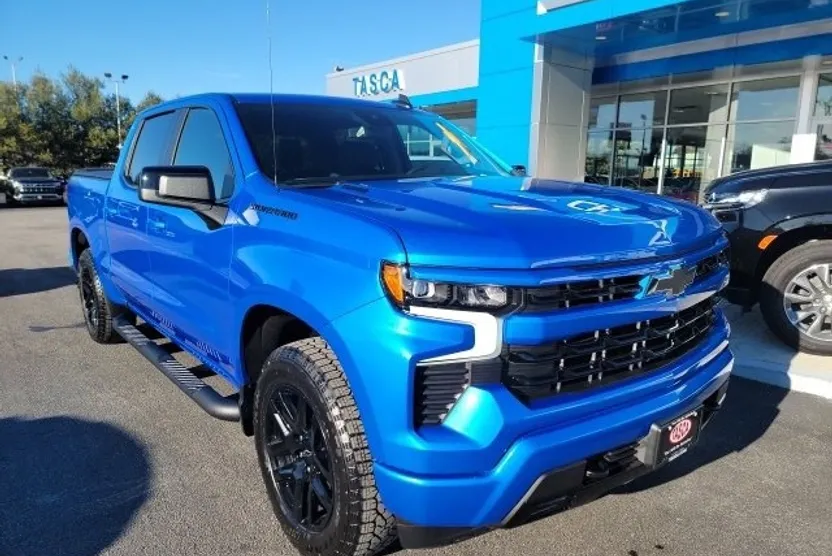 2025 Chevrolet Silverado 1500 RST photo 1