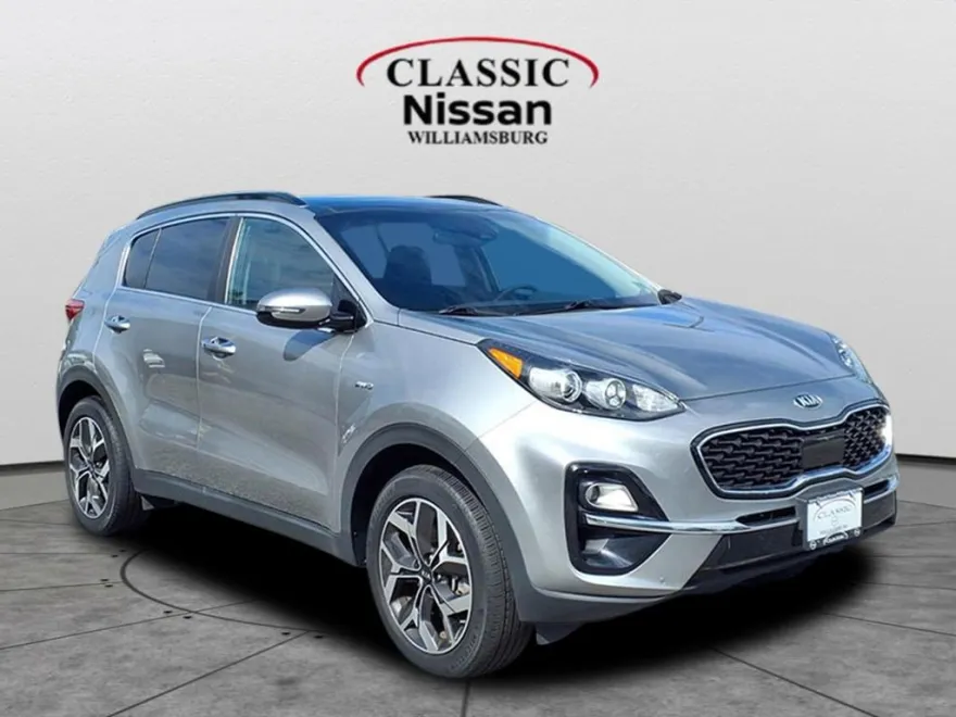 2022 Kia Sportage EX photo 1