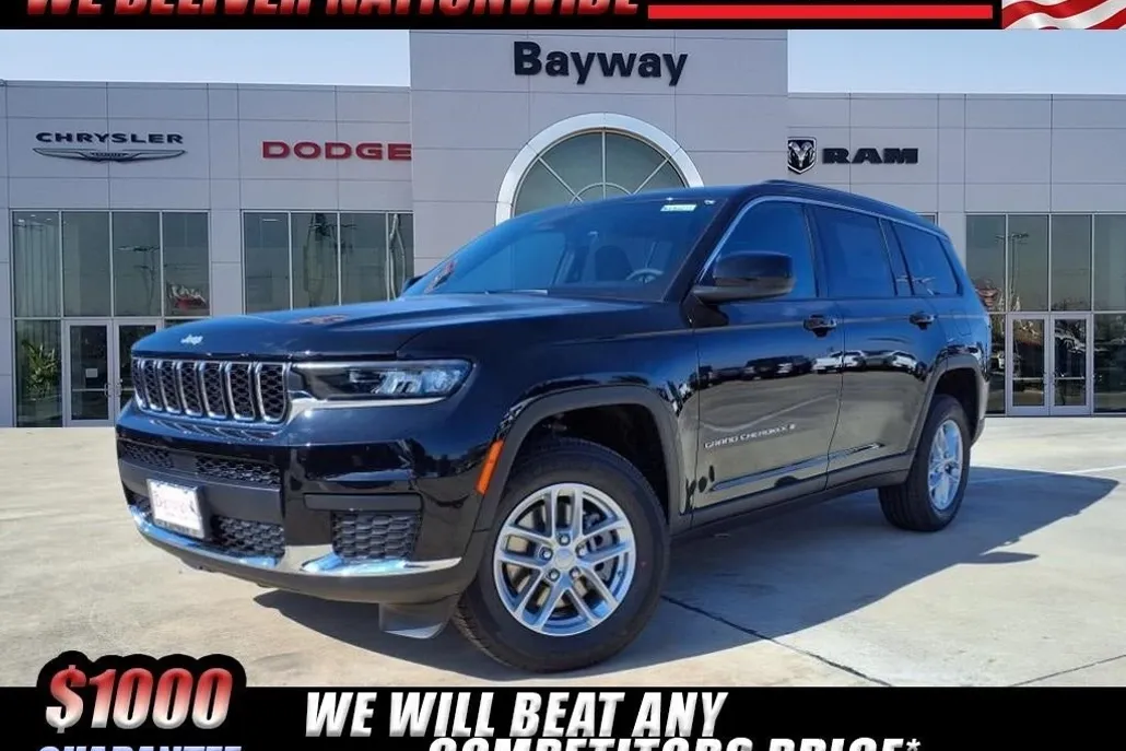 2025 Jeep Grand Cherokee Laredo photo 1