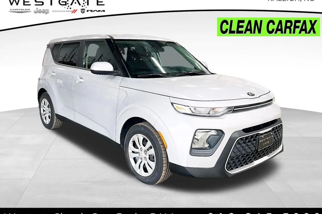 2020 Kia Soul LX photo 1