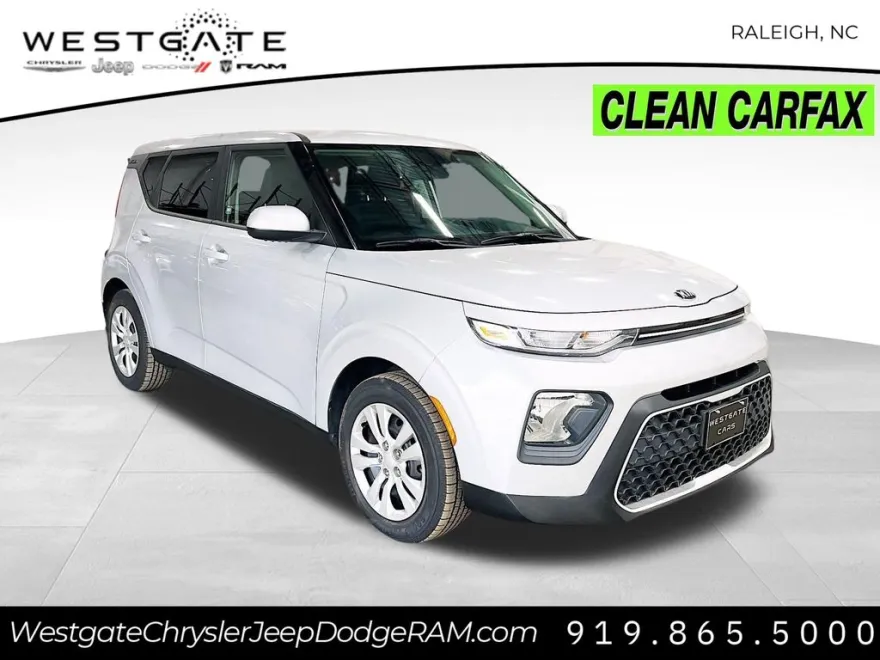 2020 Kia Soul LX photo 1