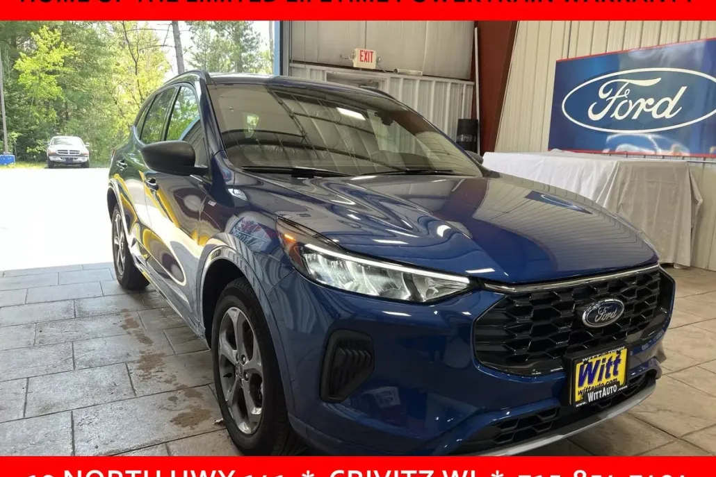 2023 Ford Escape ST-Line photo 1