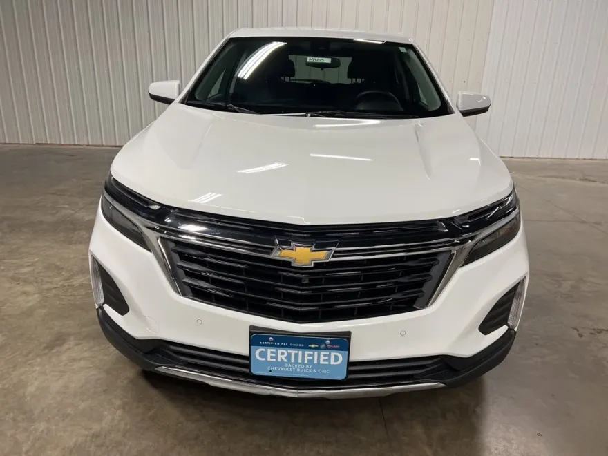 2023 Chevrolet Equinox LT photo 1