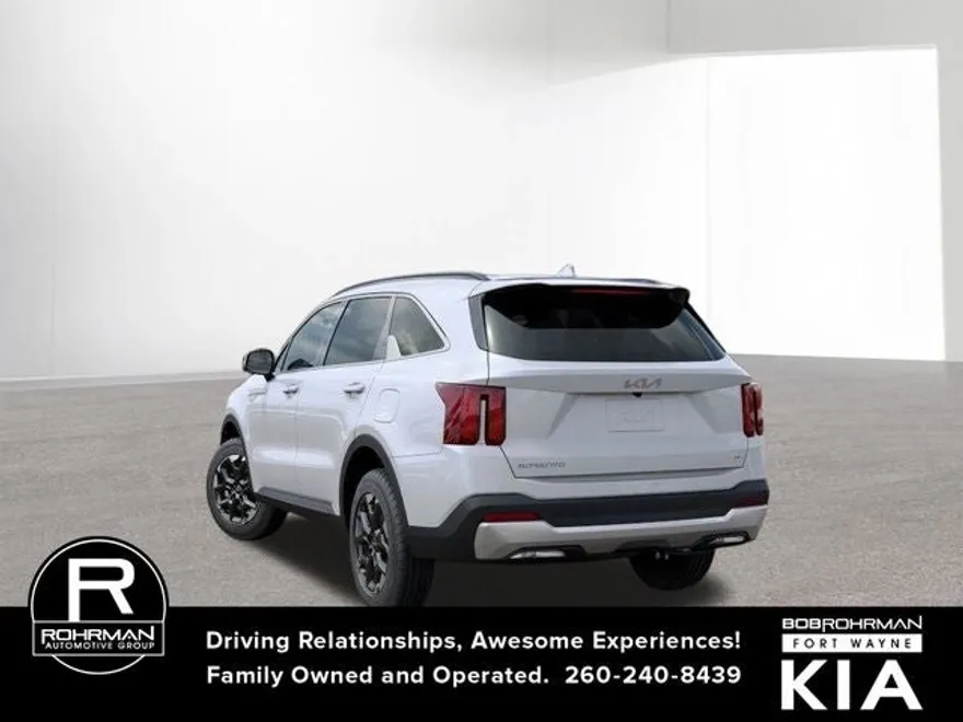 2026 Kia Sorento S photo 1