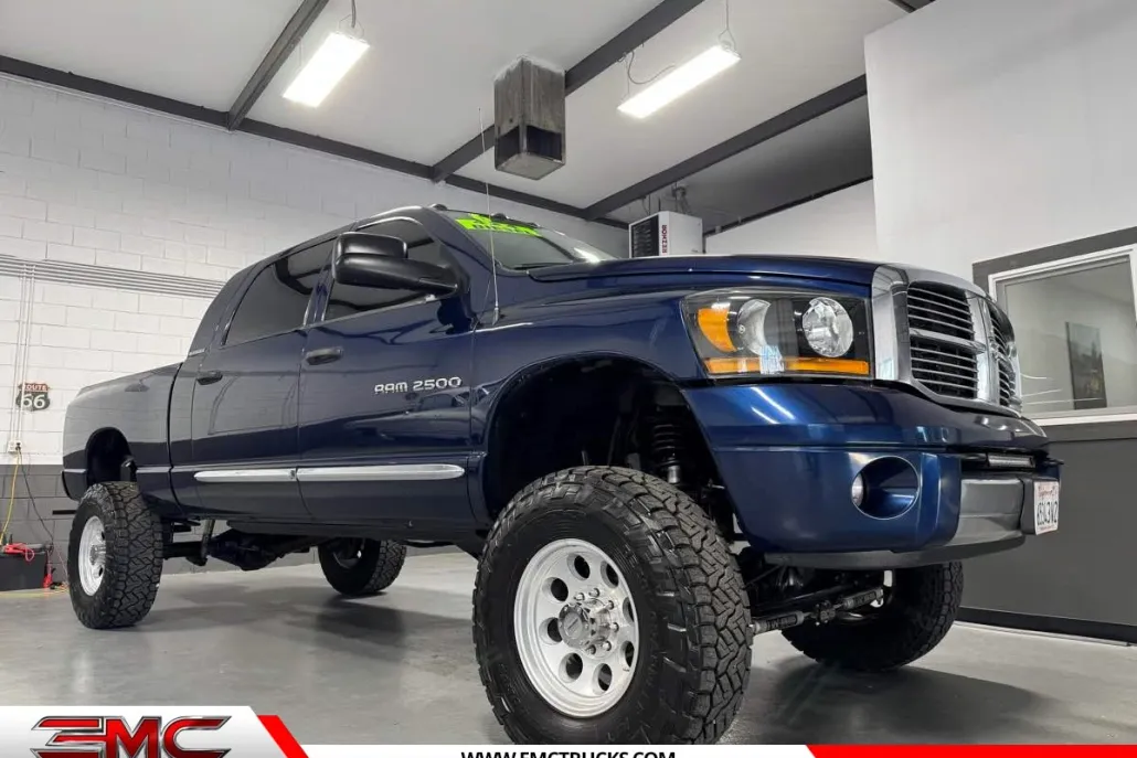 2006 Dodge Ram Laramie photo 1
