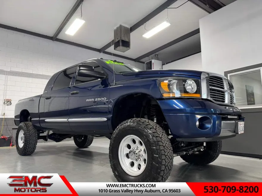 2006 Dodge Ram Laramie photo 1