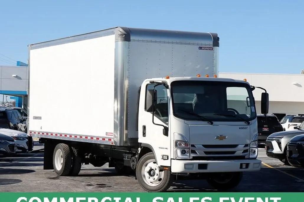 2025 Chevrolet Silverado 4500HD photo 1
