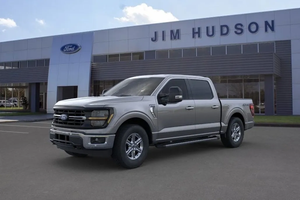 2025 Ford F-150 XLT photo 1