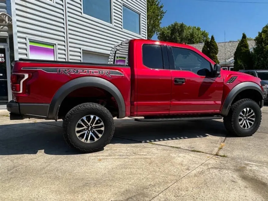 2019 Ford F-150 Raptor photo 1