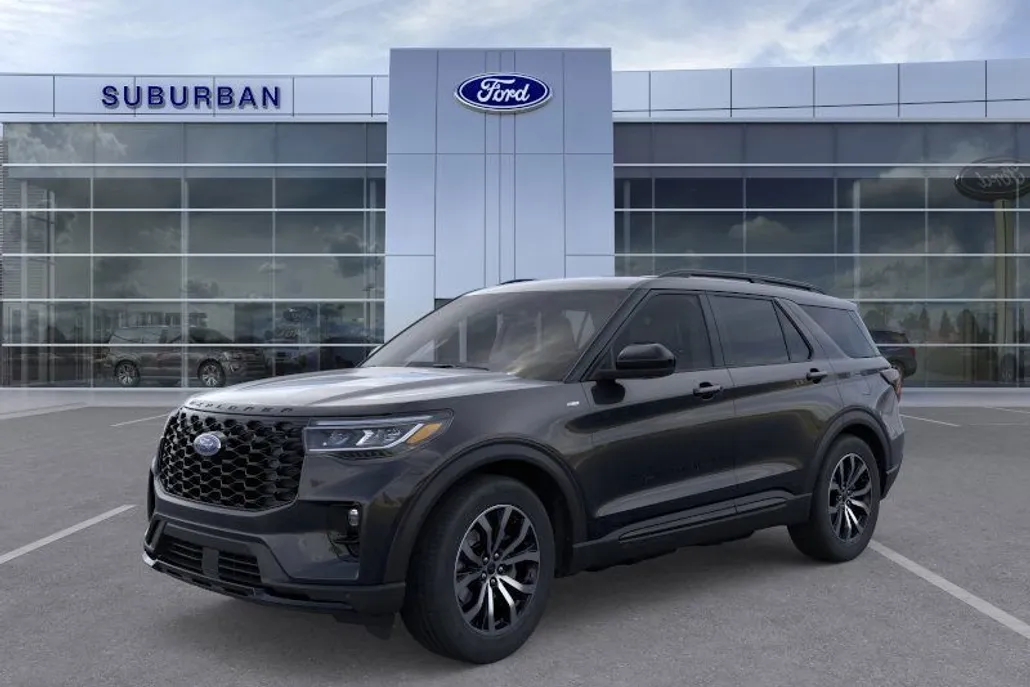 2025 Ford Explorer ST-Line photo 1