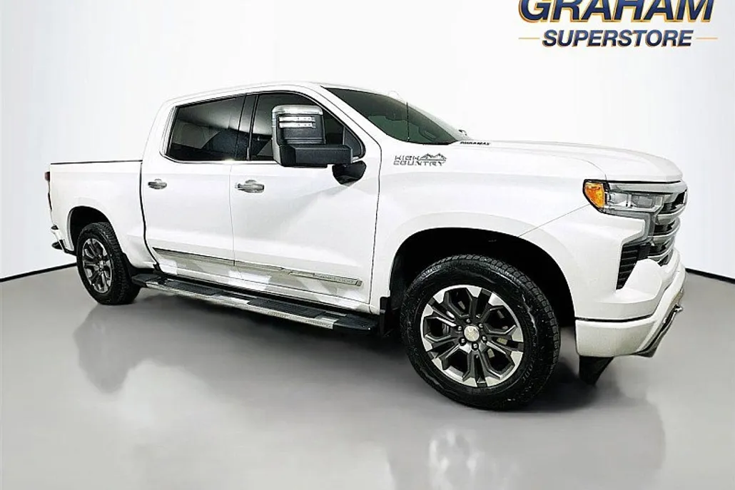 2024 Chevrolet Silverado 1500 High Country photo 1