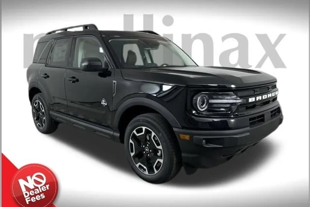 2024 Ford Bronco Sport Outer Banks photo 1