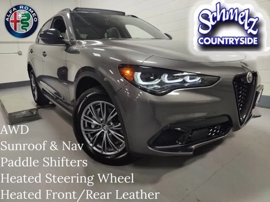 2024 Alfa Romeo Stelvio Q4 photo 1