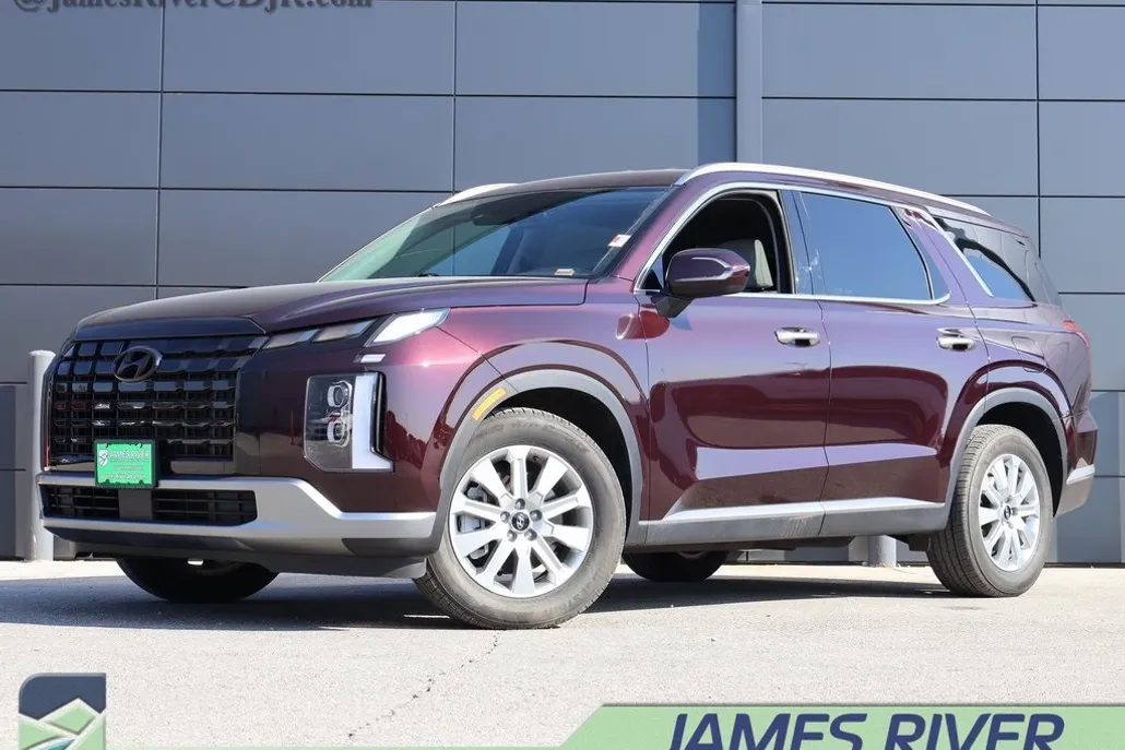 2025 Hyundai Palisade SEL photo 1